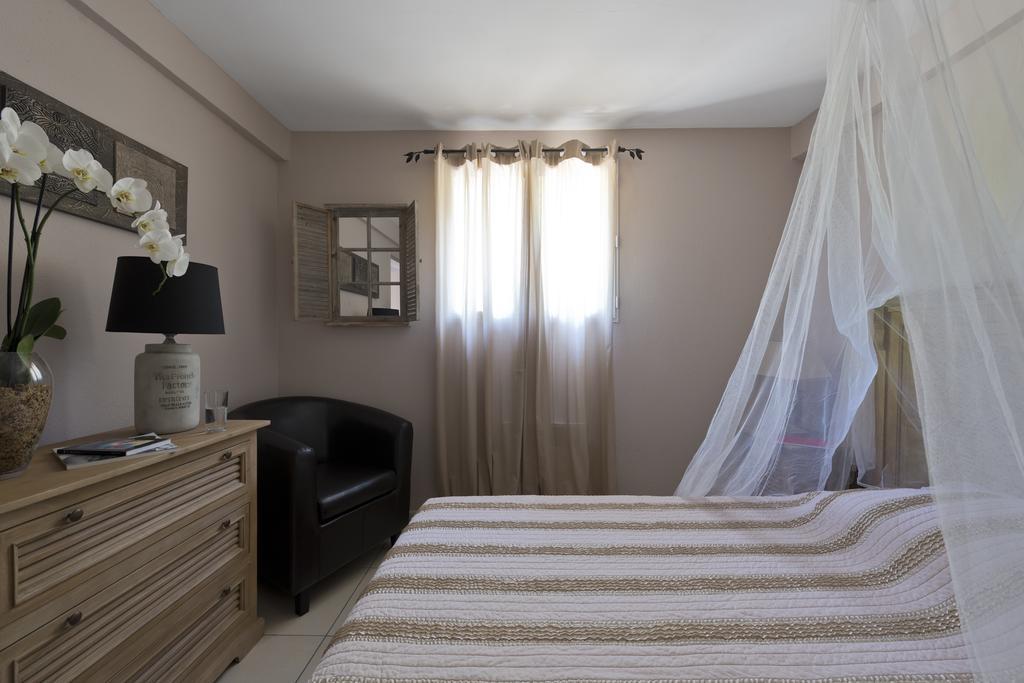 Les Jardins De La Mer Grimaud Δωμάτιο φωτογραφία